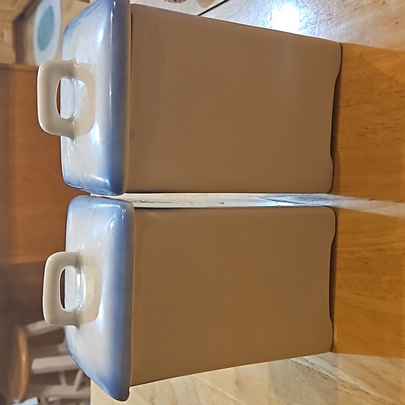 Two Delft Like Canisters Rice and Sugar - Picture 2 of 6